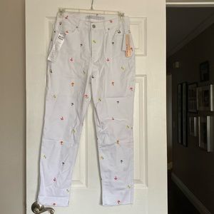 Tinseltown highriserelaxed, skinny jeans white with embroidered mushrooms/daisys